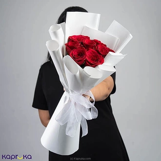 Love In Bloom - 8 Red Roses Bouquet